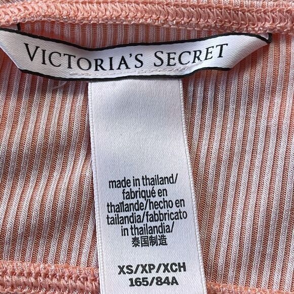 𝅺VICTORIA Secret lace trim triangle bralette - Picture 7 of 8